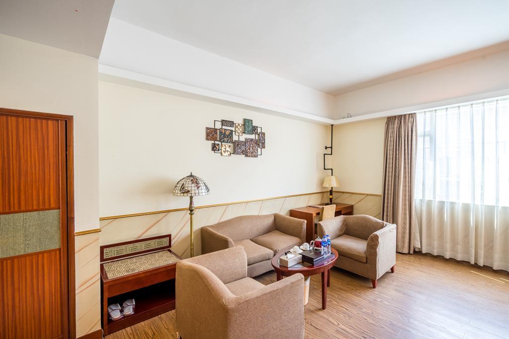 James Joyce Coffetel Hotel Guangzhou Shi Jing City Square Branch Ngoại thất bức ảnh